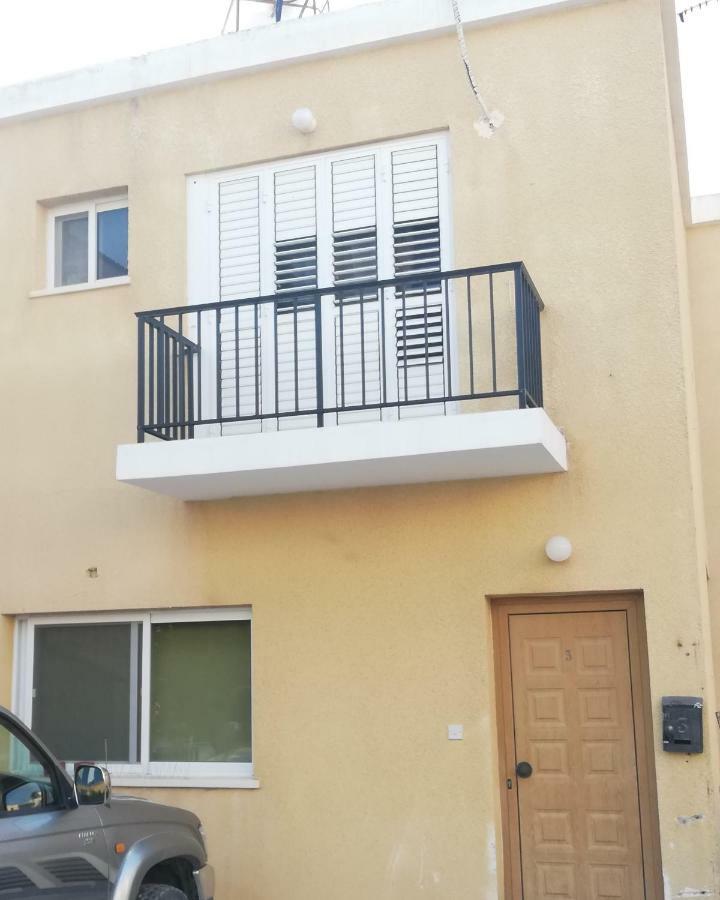 Chriselina Gottage Apartment Paphos Exterior photo