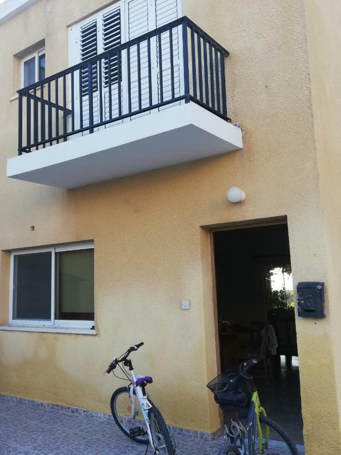 Chriselina Gottage Apartment Paphos Exterior photo