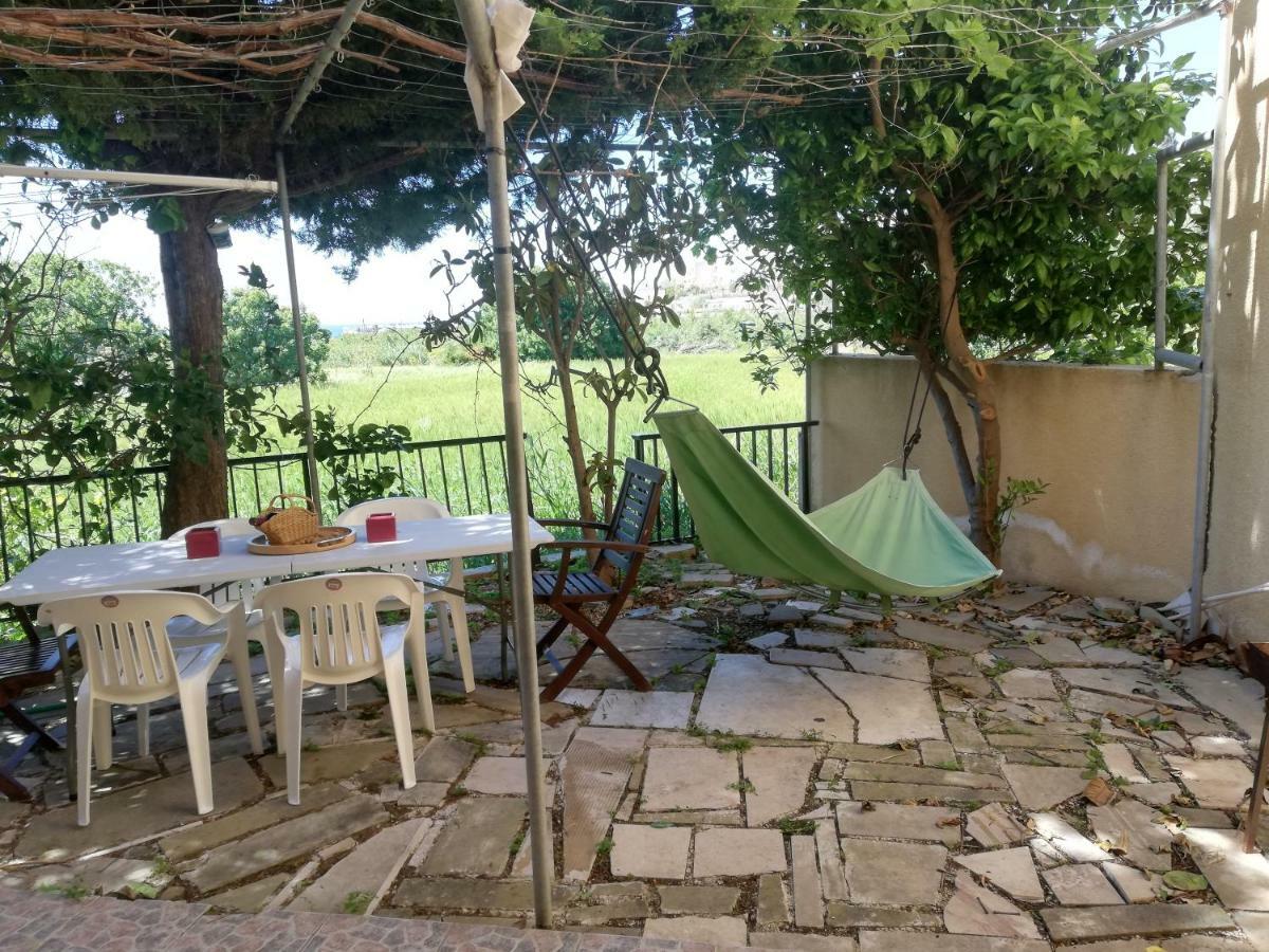 Chriselina Gottage Apartment Paphos Exterior photo